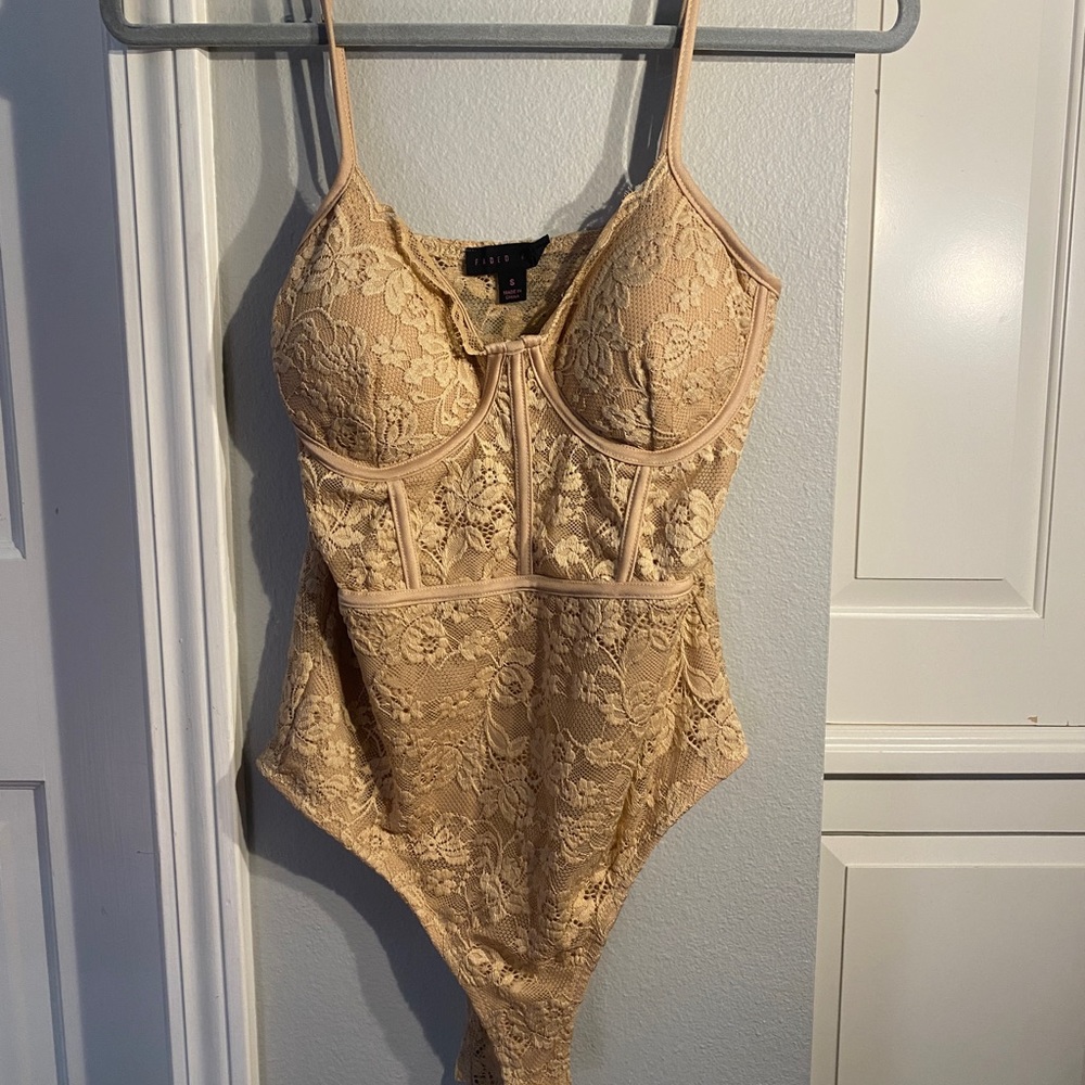 faded rose body suit small